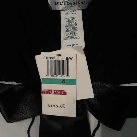 NWT Black and white ruffle dress. BETSY & ADAM BY LINDA BERNELL - Picture 3 of 3